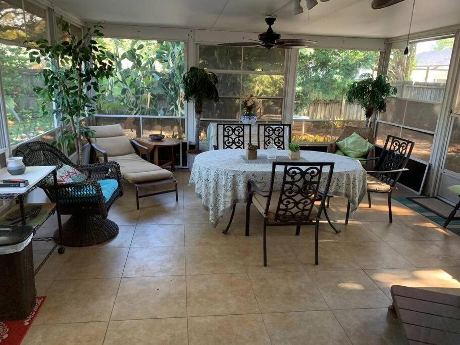 One Bed Suite Near Beaches And Downtown Sarasota Buitenkant foto