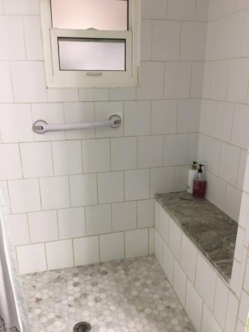 One Bed Suite Near Beaches And Downtown Sarasota Buitenkant foto