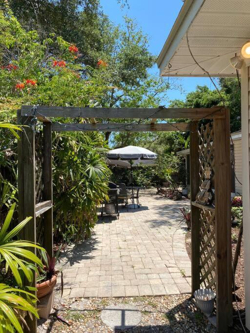 One Bed Suite Near Beaches And Downtown Sarasota Buitenkant foto